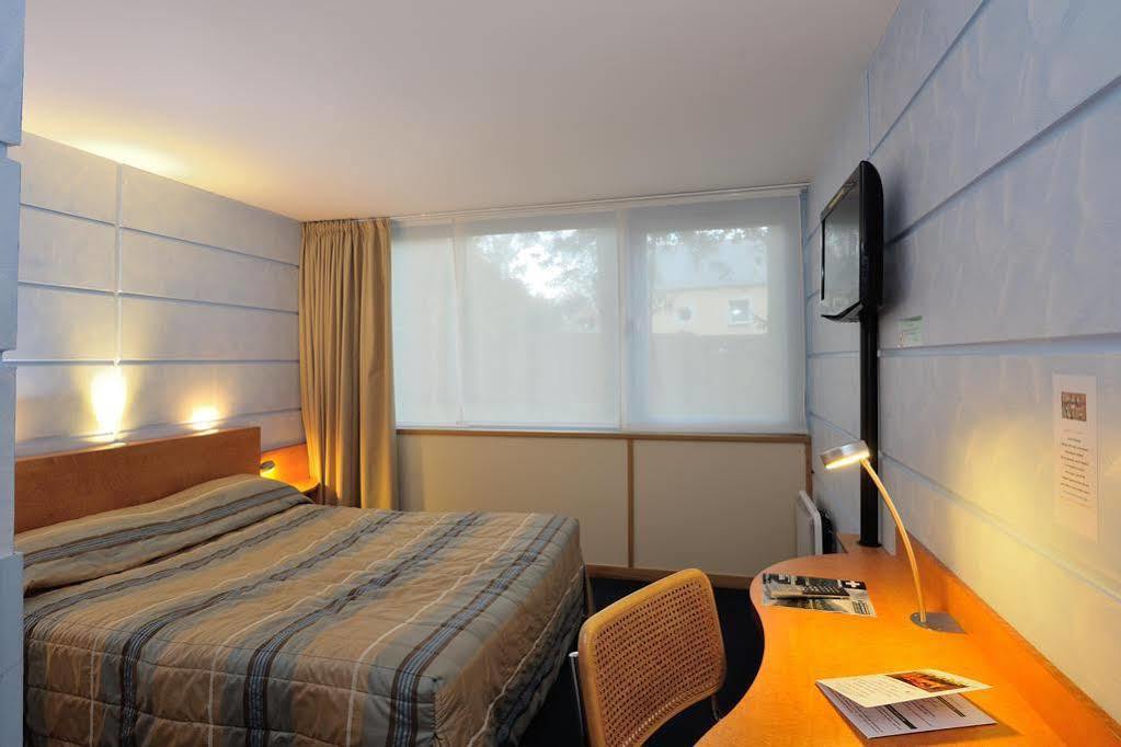 Hotel Du Parc Nantes Ouest Orvault Exteriör bild